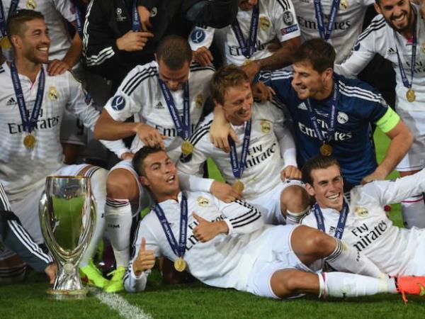 <br><b>10. Real Madrid</b></br>  165 milyon dolar