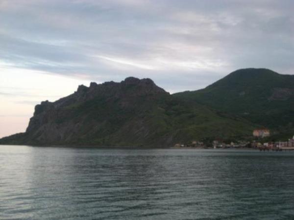 Kefe 1475'te, Gedik Ahmet Paa komutasnda Osmanl himayesine alnd. Kefe ve dier sahil kaleleri Osmanl devleti tarafndan Kefe Sanca ad altnda stanbul?dan gnderilen bir vali paa tarafndan ynetilmeye baland.