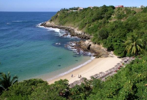 Bence lmeden nce grlmesi gereken 100 lokasyondan biri olan Playa Carrizalillo, Puerto Escondido, Meksika.