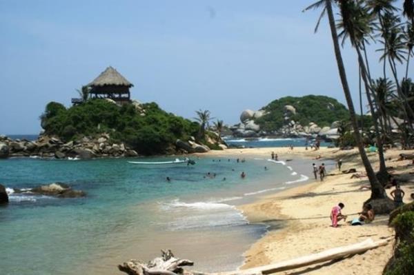 Kolombiya'nn en eski ehirlerinden biri, bir dnemin tarihi kalc izlerini tayan Santa Marta, Kolombiya.