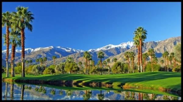 50'lerin retro havasn hala koruyan, zel bir tatil lokasyonu Palm Springs, Kaliforniya, Amerika Birleik Devletleri.