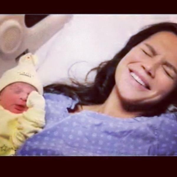 EBRU ALLI   <br>Pars bebek bugn dnyaya gzlerini atn ve benim dnyama hosgeldin..</br>