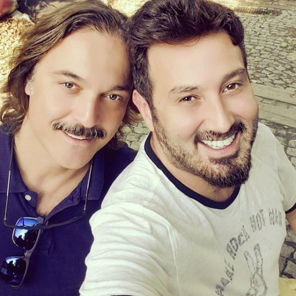 METN AROLAT   <br>Adam hem eski dostlarmdan hemde iinin en iyilerinden</br>