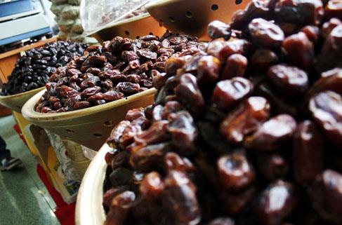 Hurmann ihtiva ettii demir, krmz kan hcrelerinde bulunan hemoglobin sentezini kontrol eder ve bu da hamilelikte kanszln engellenmesini ve bebein geliimi iin hayati ehemmiyet tayan kandaki alyuvarlar kanda osijen ve karbondioksiti tayarak hcrelerin canlln srdrmesinde rol oynad belirtiliyor.