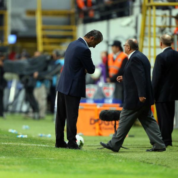 Teknik direktr smail Kartal, "Verilere bakyoruz, takmmz her hafta daha iyi. Fizik olarak da ykselen trendimiz var. Topla oynamaya bakyorsun, pas yzdesine bakyorsun Trkiye'nin zerindeyiz" dedi.