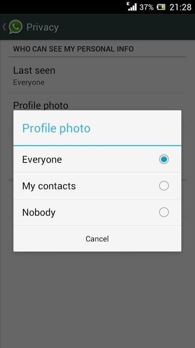 Gizlilie ok nem verenlerden misiniz? Peki size profil resmizini sadece belirtlediiniz kullanc grubunun grebileceini sylesek ne derdiniz? te WhatsApp'la profil resminizin gizliliini korumak bu kadar basit. Profil resmi ayarlarnz yapmak iin Ayarlar > Hesabm > Gizlilik yolunu izleyebilirsiniz. Burada, "profil fotoraf" seeneini dilediiniz gibi ayarlayn.