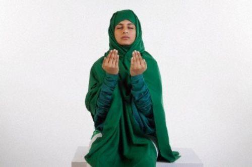 Be vakit farz namazn vcuttaki elektrik yknn dar atlmas iin yeterli olduunu belirten Msrl bilim adam...