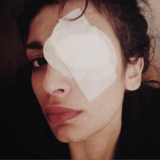 Beril Kayar neredeyse gzn kaybediyordu. Her ey yoluna girdikten sonra da hastane odasnda bu pozu paylat.