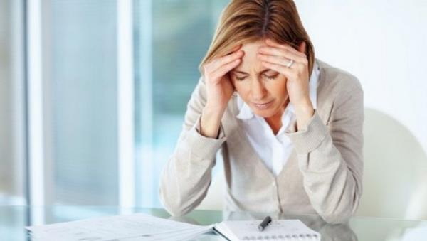 Eer dk kan basnc ile birlikteyse ba ars ciddi olabilir ve iftar ncesi kusma yapabilir.