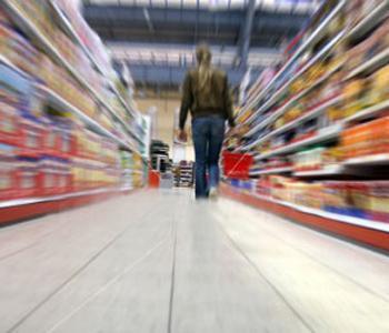 ngiliz spermarketleri, mterileri hakknda hkmetten daha fazla bilgiye sahip.