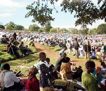 Kenya'da bir ailenin gelirinin te biri rvete gidiyor.