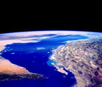 70'in zerindeki lkede ayn cinsten iki kiinin ilikisi yasak,9'unda ise cezas lm.