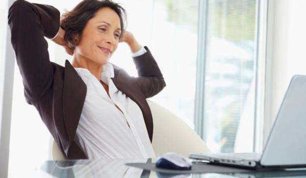 <b>4-</b> Sabah kahvaltmz ve len yemeimizi asla atlamayalm. Kahvalt ve len yemei arasnda en az 5 saat aralk brakalm. Her iki nde de, az da olsa yiyelim.