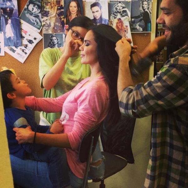 EBRU ALLI   <br>Minik bir ziyareti seti bast</br>