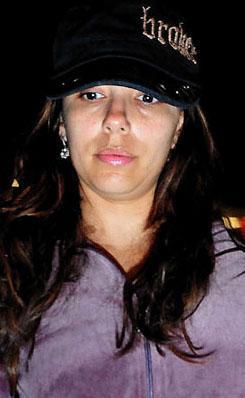 Eva Longoria herkesi byleyen grntsnden ok uzak.