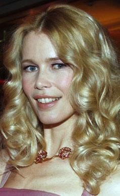 Claudia Schiffer'n makyajl grnts,