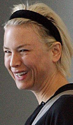 Renee Zellweger kt bir gnnde yakalanm olmal.