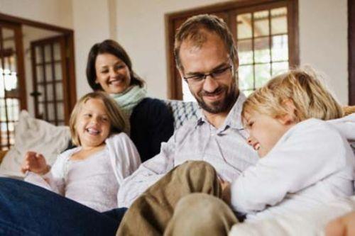 Yetime bakmak nasl byk sevaplardansa, onun maln yeyip, hakkn gasbetmek de ylece byk gnahlardandr.