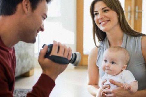 Ana-babas geimini temin edemeyen ocuklara bakmak, onlar merhamet ve efkatle belli bal bir ie verip, bir sanat ve i sahibi yapmak, salar saysnca sevap kazanmak demektir.