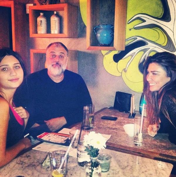 Krgzistan'da ektii sinema filmini tamamladktan sonra stanbul'a dnen Alkan, hastanede ald ve 10 kilo ya aldrd...