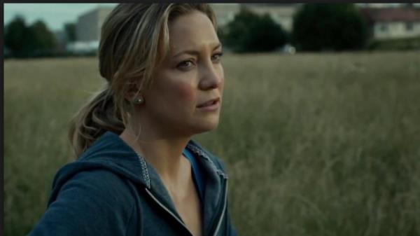 Ancak bir kiraclarnn l bulunduu o gn, anslarnn bu kez dndn hissedeler. Kiracnn apartman dairesinde 400 bin dolar bulan ift, bu paray borlar iin kullanma konusunda tereddt etmez.