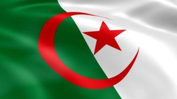 Cezayir: "Halk uruna, halk tarafndan devrim"