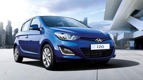 Aracn balang fiyatysa 35.700 TL. Ayrca otomatik anzman seenei de i20'de satn alnabiliyor.