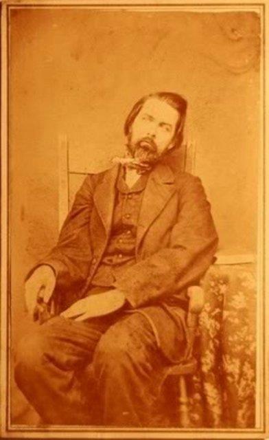 Cansz bedenlerle fotoraf ekiliyorlard