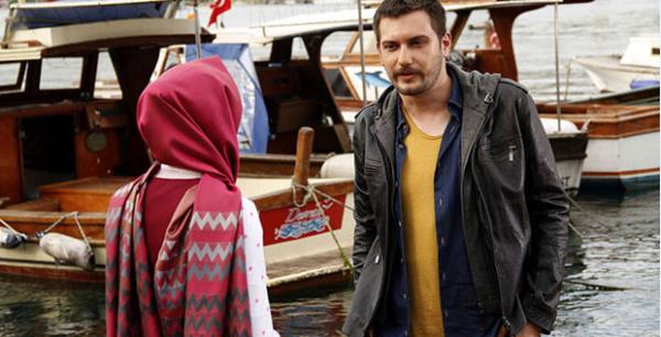 Dier Yarm, Beyaz Karanfil'in cumaya gelmesiyle PT2'ye yani 22.30 sonrasna alnd. Bu hafta yayn yok. Haftaya ciddi bir varlk gsteremezse onun da ans zayf grnyor.