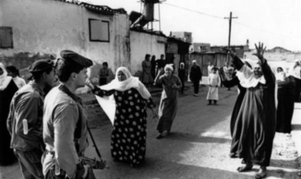 <br>Aralk 1990 Filistin - srail'e Kar Halk Ayaklanmas</br>  Gazze eridinde byk lekli halk ayaklanmalar kt. Ayaklanmalar, srail igaline kar Filistin halk ayaklanmasnn da balangcdr.