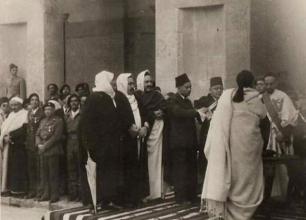 Libya'y Trablusgarp, Fezzan ve Cyrenaica gibi  tarihi blgeye blme ihtimali reddedilir ve bunun yerine tek ve birleik Libya Krall eski Libya'nn ilk ve tek kral Cyrenaica Emiri Kral dris ynetiminde kurulur.