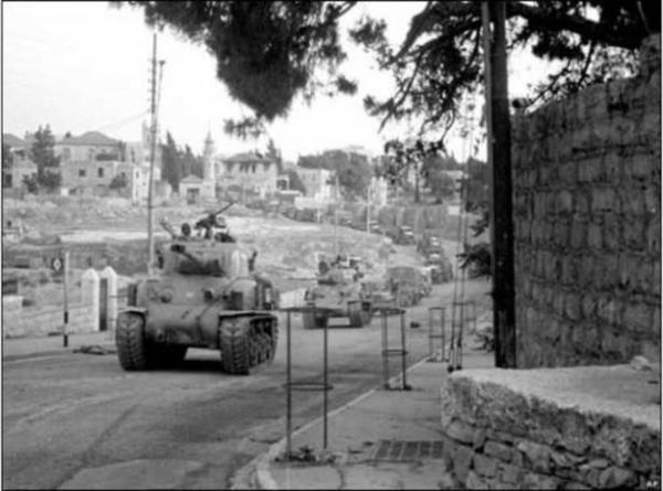 Sava hzla souk savan iki sper gc, Arap lkelerini destekleyen Sovyetler Birlii ile srail'i destekleyen Amerika Birleik Devletleri arasnda byk bir atmaya neden oldu. Sava, Birlemi Milletler'in atekesine kadar 20 gn boyunca devam etti.