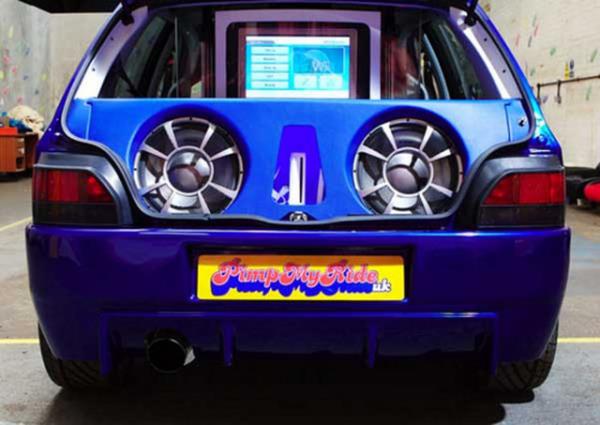 Bazlar iin bir tutku olan modifiye otomobiller abartda snr tanmyor. <p><b>te en lgn modifiye arabalar...</b></p>