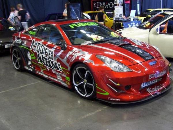 Bazlar iin bir tutku olan modifiye otomobiller abartda snr tanmyor. <p><b>te en lgn modifiye arabalar...</b></p>