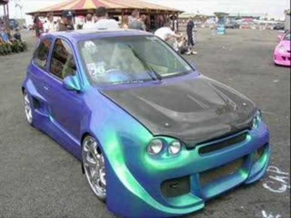 Bazlar iin bir tutku olan modifiye otomobiller abartda snr tanmyor. <p><b>te en lgn modifiye arabalar...</b></p>