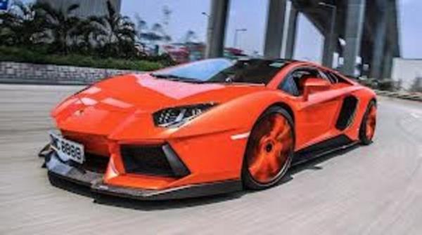 Bazlar iin bir tutku olan modifiye otomobiller abartda snr tanmyor. <p><b>te en lgn modifiye arabalar...</b></p>