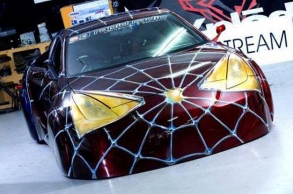 Bazlar iin bir tutku olan modifiye otomobiller abartda snr tanmyor. <p><b>te en lgn modifiye arabalar...</b></p>