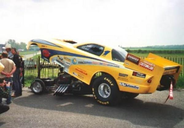 Bazlar iin bir tutku olan modifiye otomobiller abartda snr tanmyor. <p><b>te en lgn modifiye arabalar...</b></p>