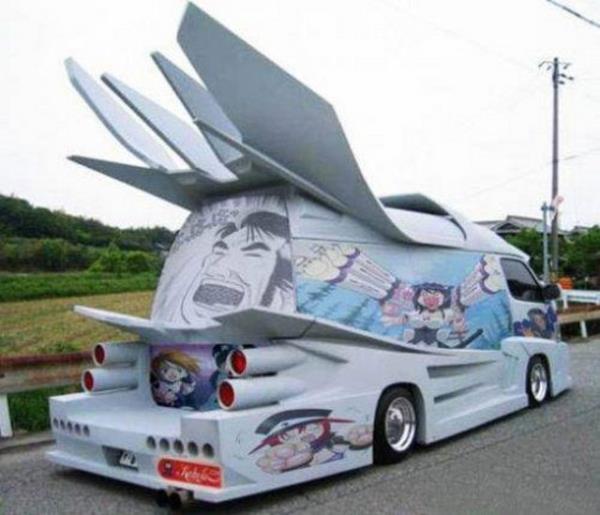 Bazlar iin bir tutku olan modifiye otomobiller abartda snr tanmyor. <p><b>te en lgn modifiye arabalar...</b></p>