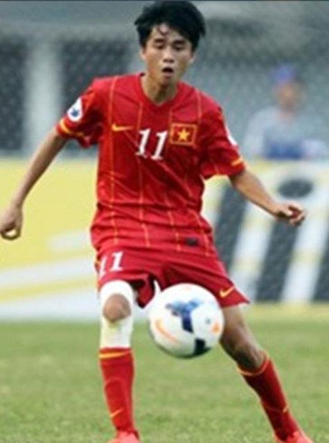 Phan Thanh Hau - Hoang Ang Gia Lai Arsenal JMG Academy / Vietnam / 12 Ocak 1997 / Orta saha