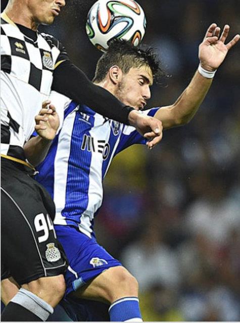 Ruben Neves / Porto / Portekiz / 13 Mart 1997 / Orta saha