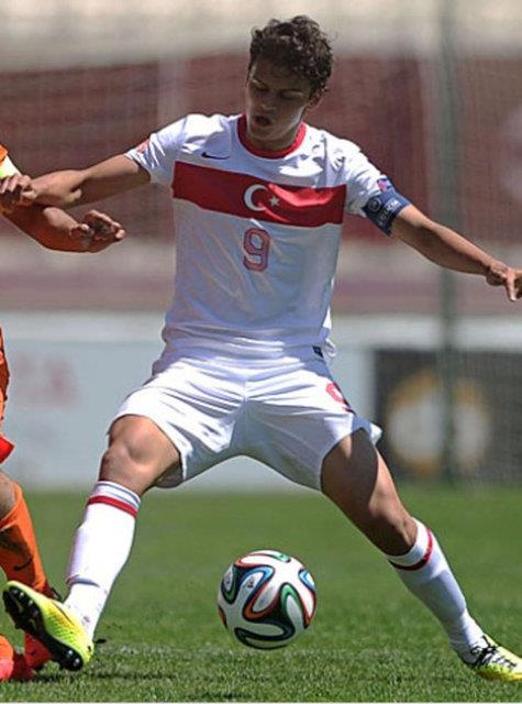 Enes nal / Bursaspor / Trkiye / 10 Mays 1997 / Forvet