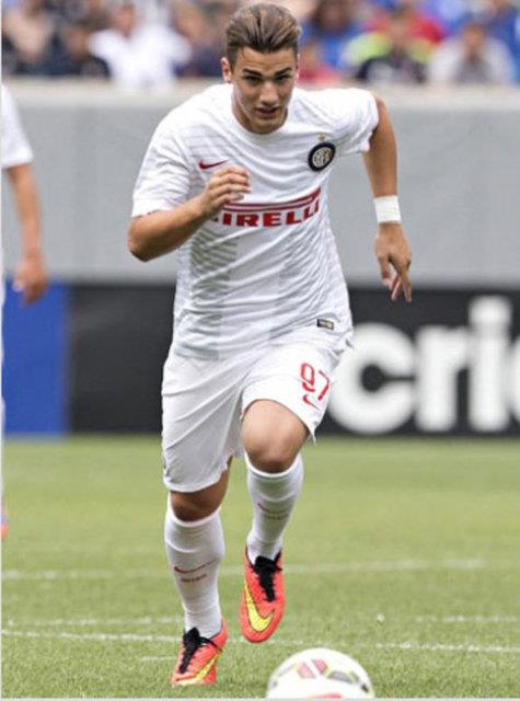 Daisuke Sakai / Oita Trinita / Japonya / 18 Ocak 1997 / Defansif orta saha