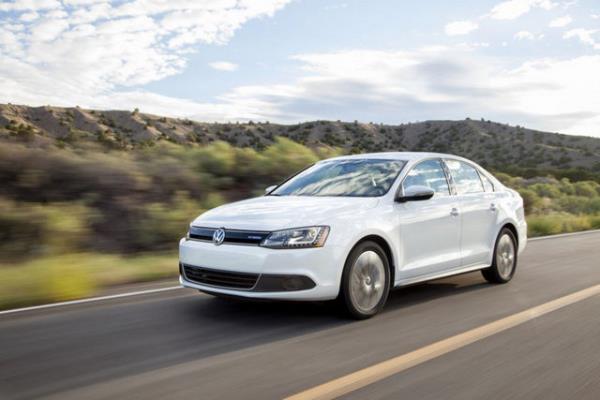 JETTA 44.500 TL- 73.800 TL