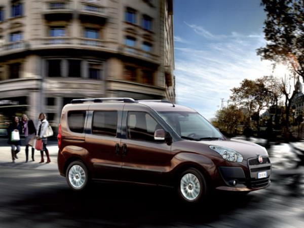 Fiat DOBLO PANORAMA 53.150TL-61.800TL