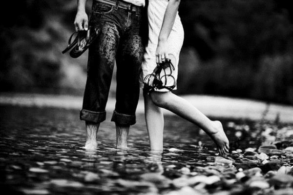 Sizin nasl grndnzle artk daha az ilgilenir. Sanz ya da kyafetlerinizle ilgili yorum yapmaz.