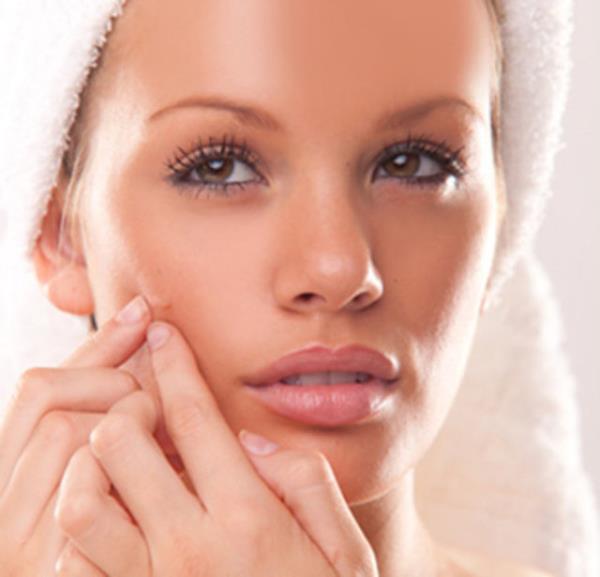 Baz besin ve besin gruplarnn sivilce oluumuna zemin hazrlayabilecei ya da sivilce oluunun hzlandrabileceini eitli aratrmalar gstermitir.