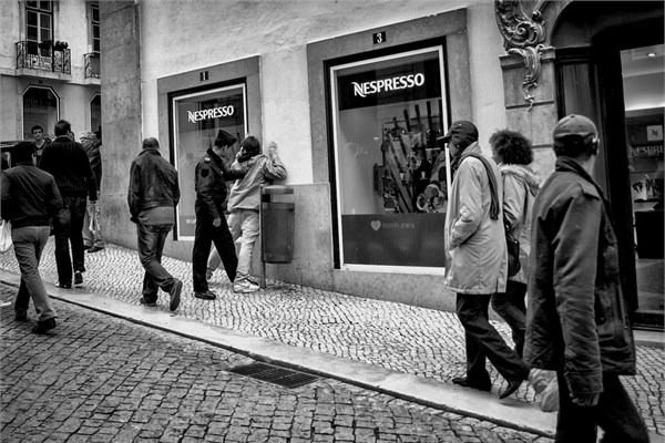 <br><b>15.00</b></br>  Yan kesici tutukland (Fotoraf: Carlos da Costa Branco)