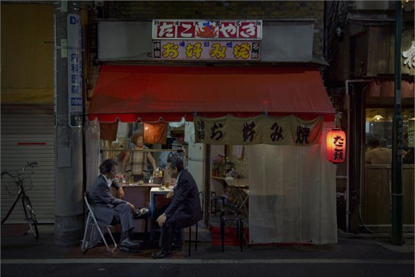 <br><b>01:00</b></br>  Geciken bir akam yemei (Fotoraf: Chris Jongkind)