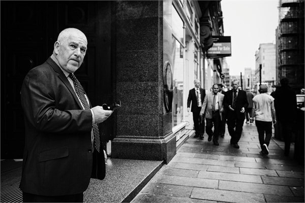 <br><b>18.00</b></br>  in adamlar (Fotoraf: Ross Magrath)